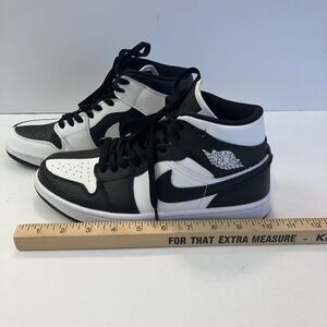 - Jordan 1 Mid SE Split Homage  Men'  Size 7  Sneakers